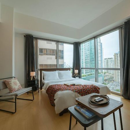 Prime Avant Bgc Location Apartments By Ph Staycation Manila Eksteriør bilde