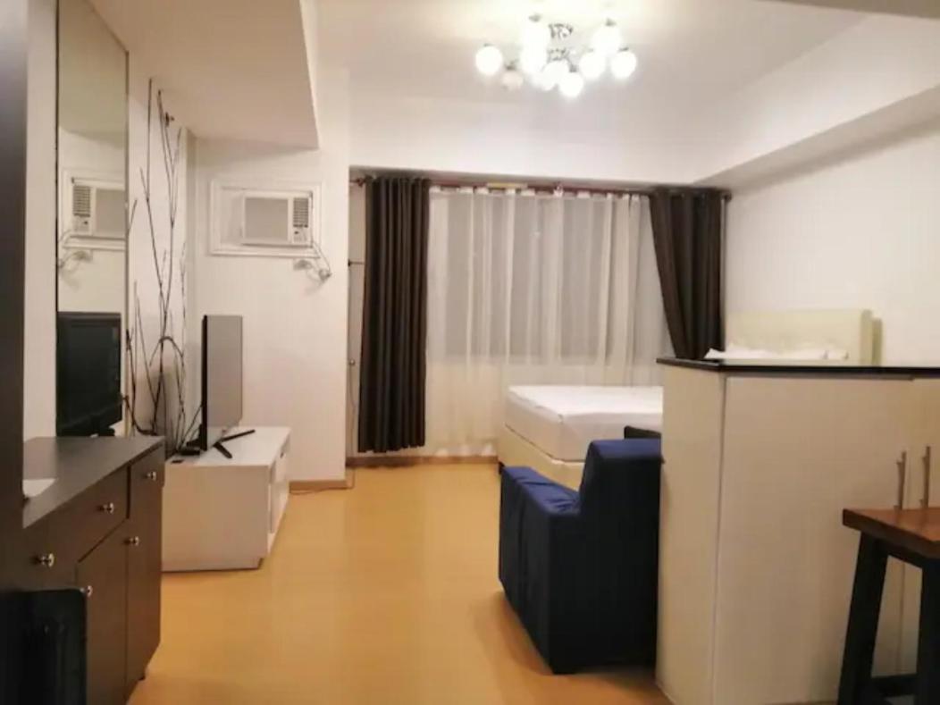 Prime Avant Bgc Location Apartments By Ph Staycation Manila Eksteriør bilde