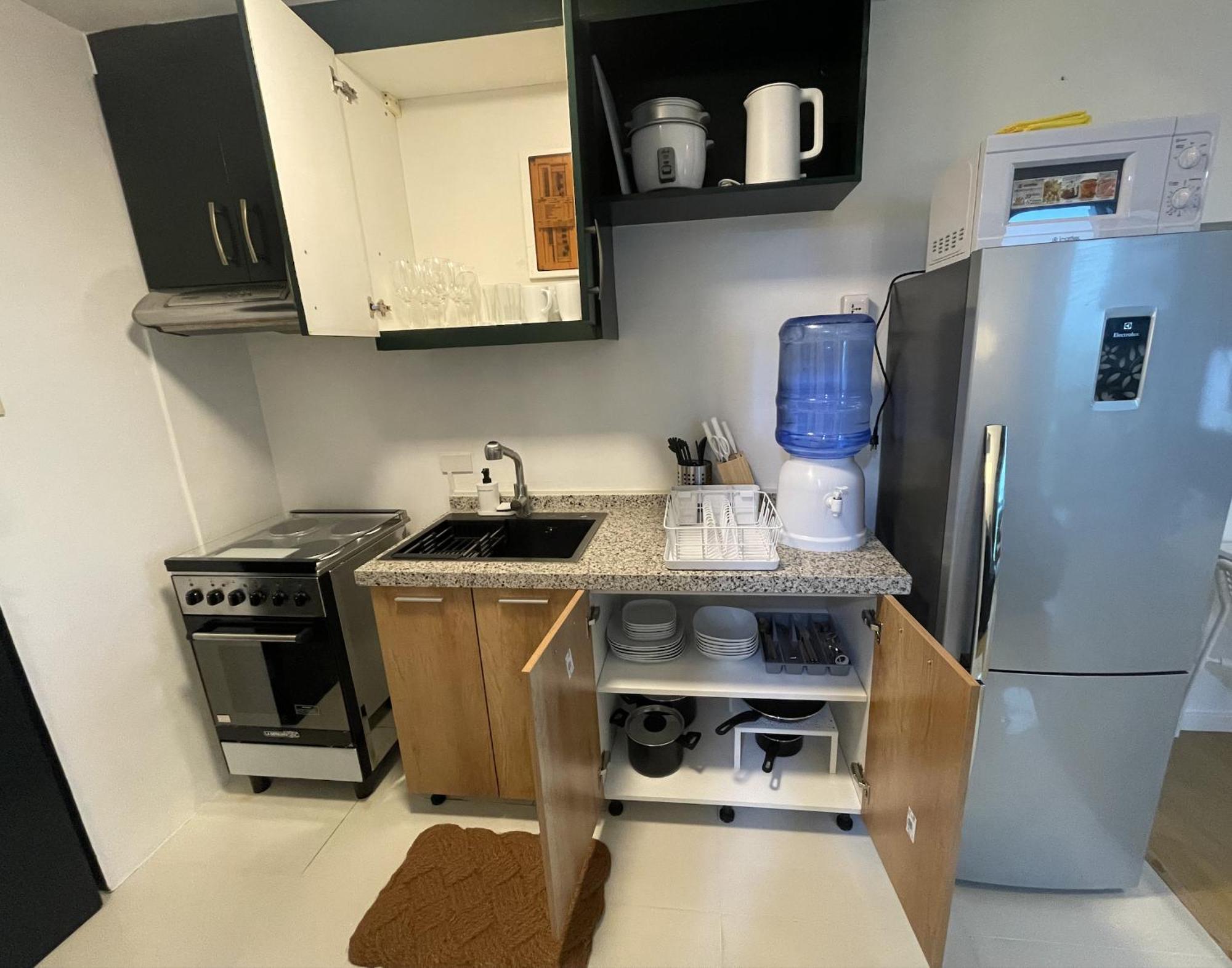 Prime Avant Bgc Location Apartments By Ph Staycation Manila Eksteriør bilde
