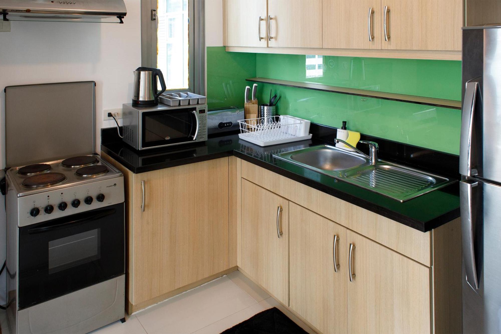 Prime Avant Bgc Location Apartments By Ph Staycation Manila Eksteriør bilde